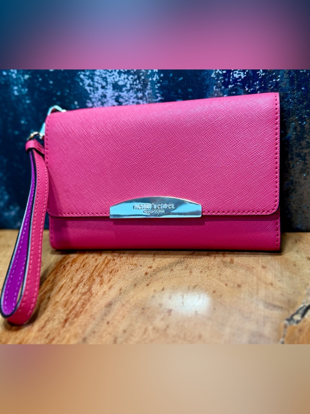 Henri Bendel Rare Barbiecore 2010s Uptown Hot Pink Saffiano Wristlet Wallet